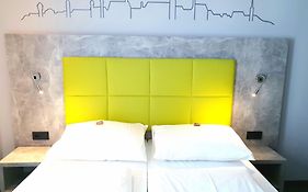 SleepySleepy Hotel Dillingen